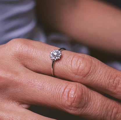 Flower Moissanite Ring